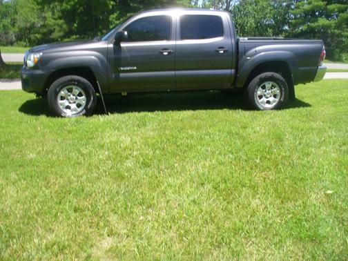 Gray 2012 Toyota Tacoma Base