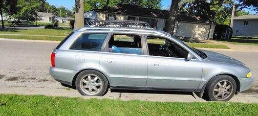 Silver 1998 Audi A4 2.8 Avant quattro
