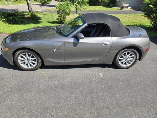 2003 BMW Z4 2.5i Roadster
