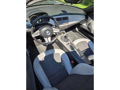 2003 BMW Z4 2.5i Roadster