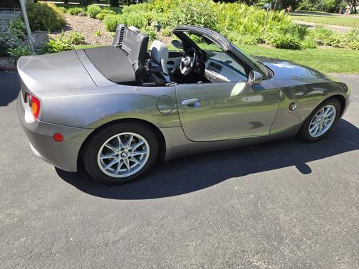 2003 BMW Z4 2.5i Roadster