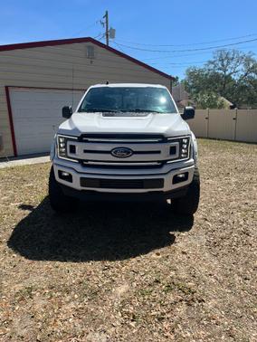 White 2019 Ford F-150 XLT