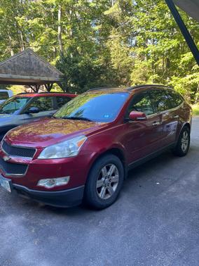 Red 2012 Chevrolet Traverse LT