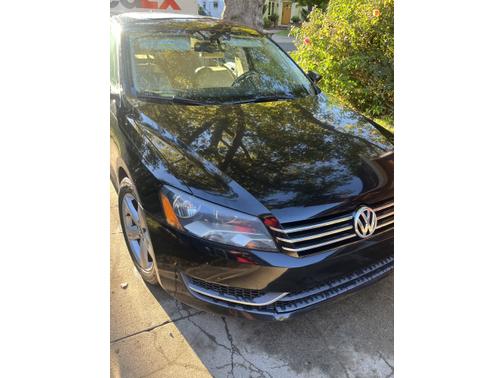 2012 Volkswagen Passat 2.5 SE