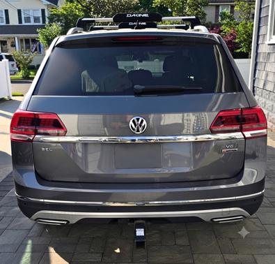 Gray 2018 Volkswagen Atlas 3.6L SEL Premium