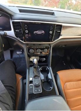 Gray 2018 Volkswagen Atlas 3.6L SEL Premium