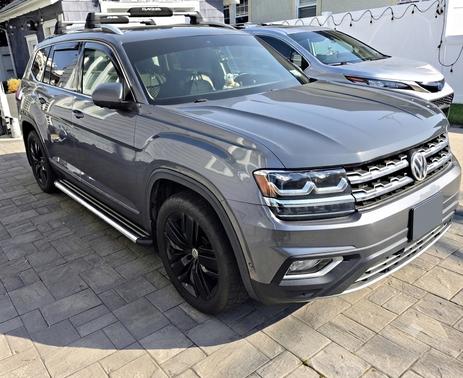 Gray 2018 Volkswagen Atlas 3.6L SEL Premium