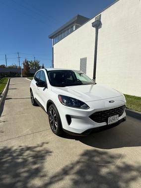 2022 Ford Escape SE