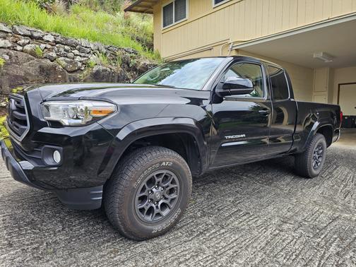 2018 Toyota Tacoma SR5