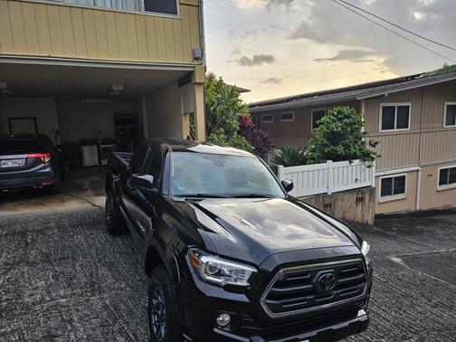 2018 Toyota Tacoma SR5