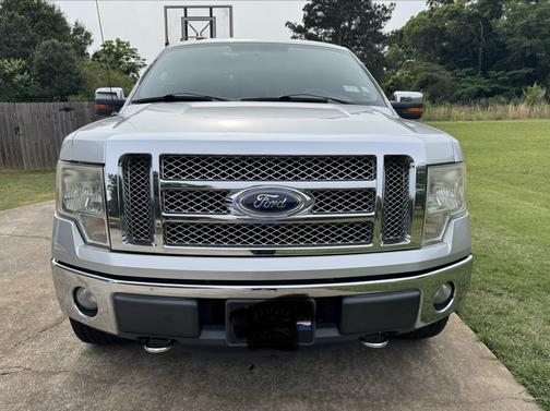 Silver 2011 Ford F-150 Lariat