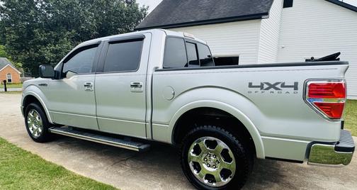Silver 2011 Ford F-150 Lariat