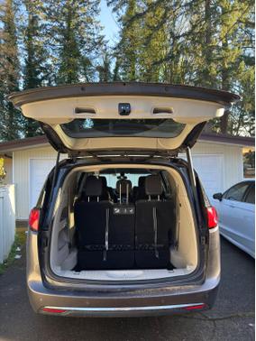 Gray 2017 Chrysler Pacifica Touring-L