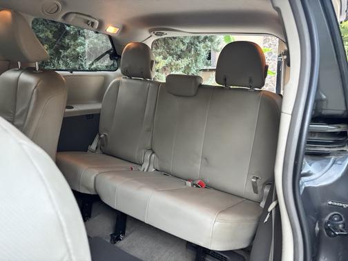 Brown 2011 Toyota Sienna XLE