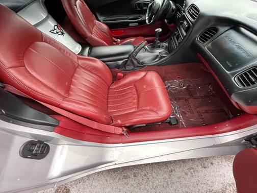 1998 Chevrolet Corvette Base