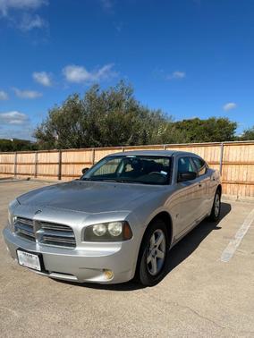 Silver 2009 Dodge Charger SXT