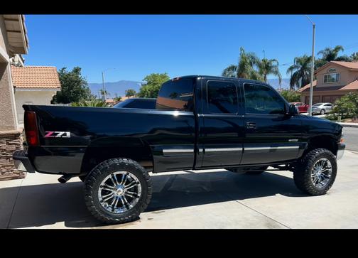 2002 Chevrolet Silverado 1500 LS Extended Cab