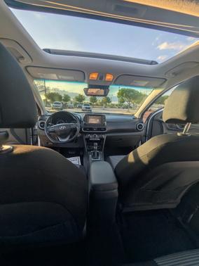 2021 Hyundai KONA SEL Plus