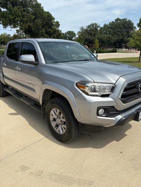 Silver 2017 Toyota Tacoma SR5