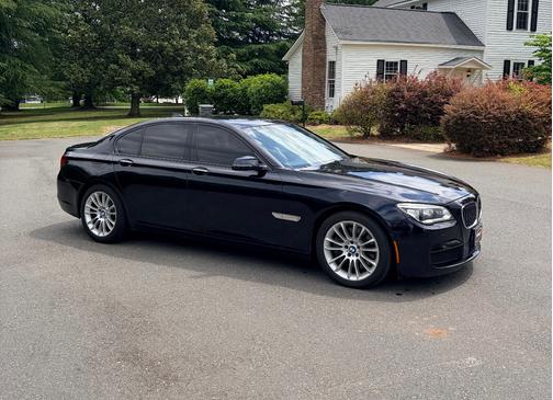 Blue 2015 BMW 750 i xDrive