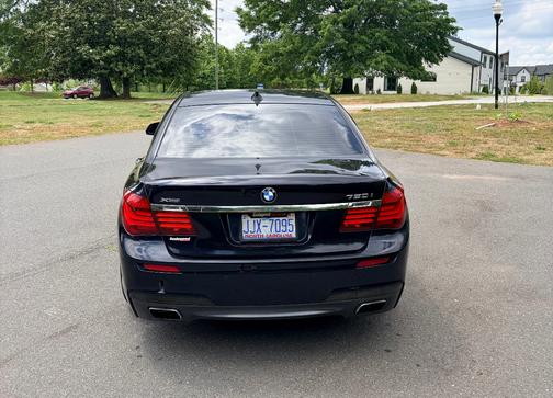 Blue 2015 BMW 750 i xDrive