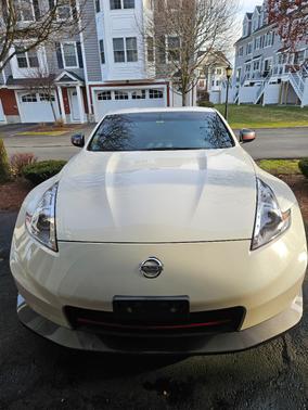 White 2014 Nissan 370Z NISMO