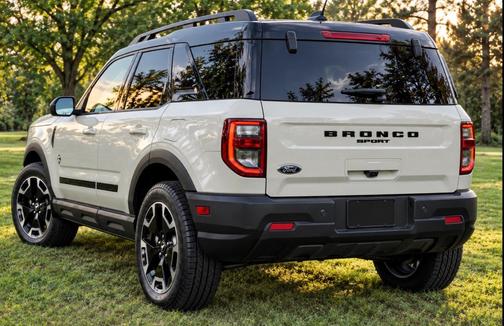 Beige 2024 Ford Bronco Sport Outer Banks