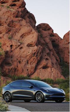 Gray 2022 Tesla Model 3 Long Range