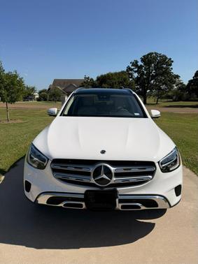 White 2022 Mercedes-Benz GLC 300 Base