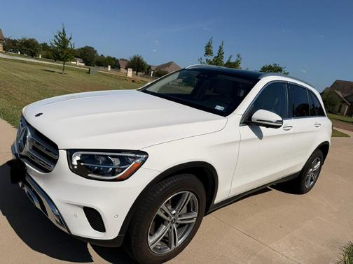 White 2022 Mercedes-Benz GLC 300 Base