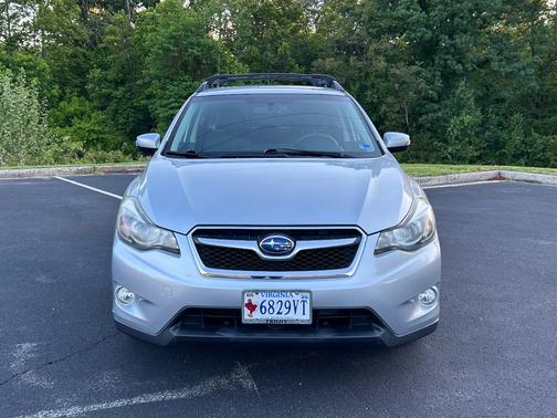 Silver 2015 Subaru XV Crosstrek 2.0i Limited