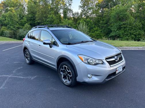 Silver 2015 Subaru XV Crosstrek 2.0i Limited