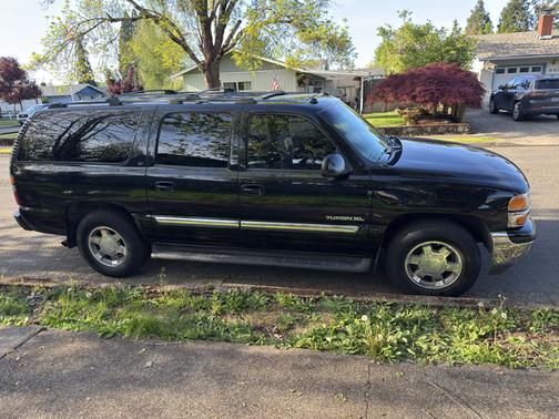 2005 GMC Yukon XL 1500 SLT