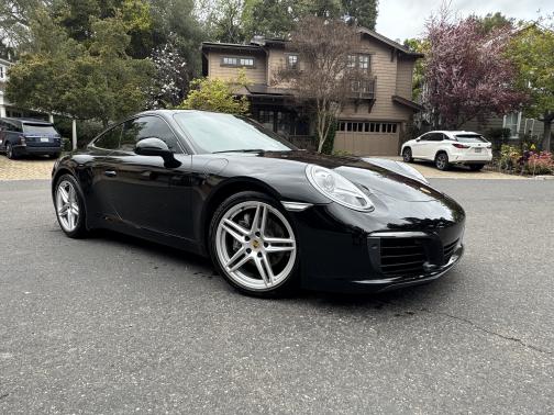2017 Porsche 911 Carrera