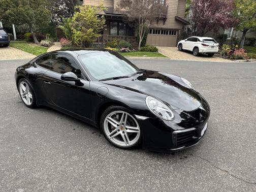 2017 Porsche 911 Carrera