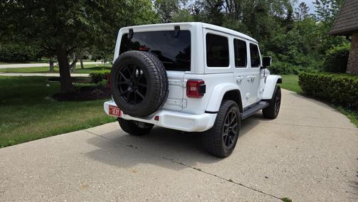 2022 Jeep Wrangler Unlimited Sahara High Altitude