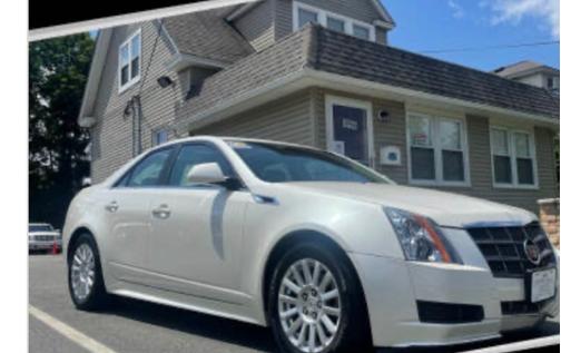 White 2011 Cadillac CTS Luxury