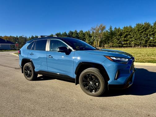 2022 Toyota RAV4 Hybrid XSE