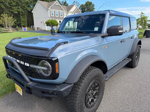 Gray 2024 Ford Bronco Wildtrak