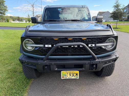 Gray 2024 Ford Bronco Wildtrak