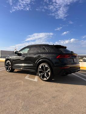Black 2024 Audi RS Q8 4.0T