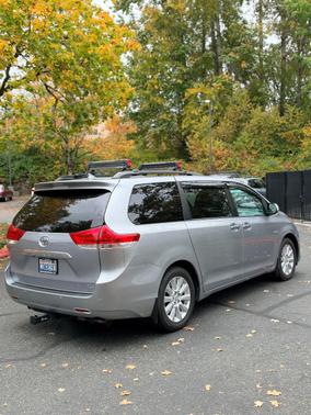 Silver 2013 Toyota Sienna XLE