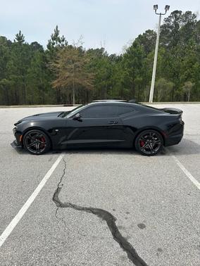 Black 2019 Chevrolet Camaro 1SS