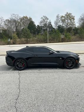 Black 2019 Chevrolet Camaro 1SS