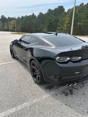 Black 2019 Chevrolet Camaro 1SS