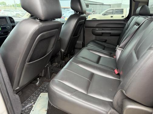 Silver 2011 Chevrolet Silverado 1500 LT