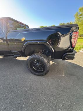Black 2024 GMC Sierra 2500 AT4