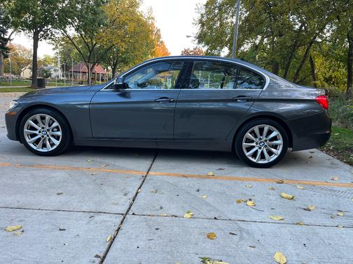 2013 BMW ActiveHybrid 3 Base