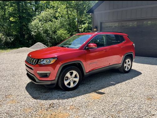 Red 2018 Jeep Compass Latitude