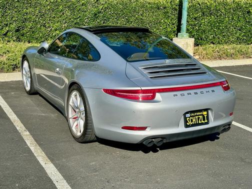 2014 Porsche 911 Carrera 4S